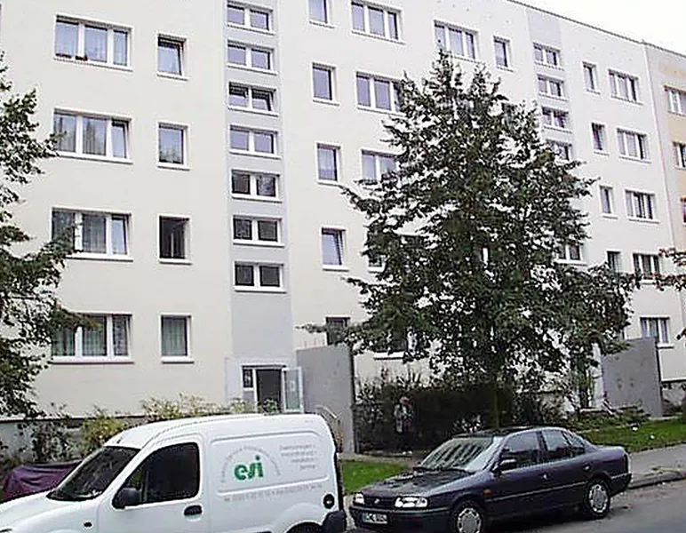 3-Zimmer-Wohnung mit großem Balkon zur Südseite — photo 1